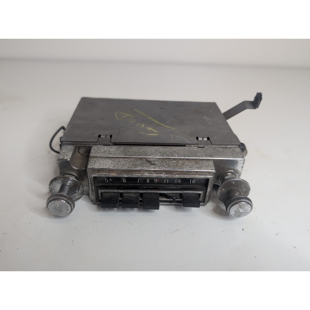 Vintage Motorola CEA64 3558 Car Radio All Transistor Chrome 347 125